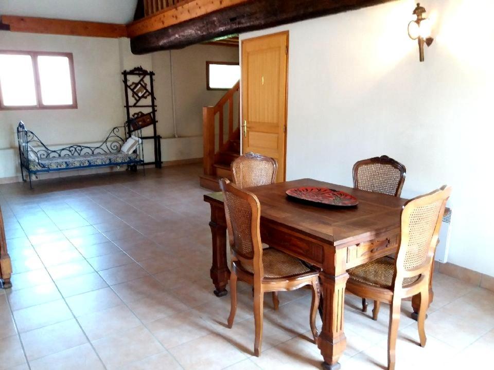לינה וארוחת בוקר Sézanne Le Domaine Du Cellier מראה חיצוני תמונה