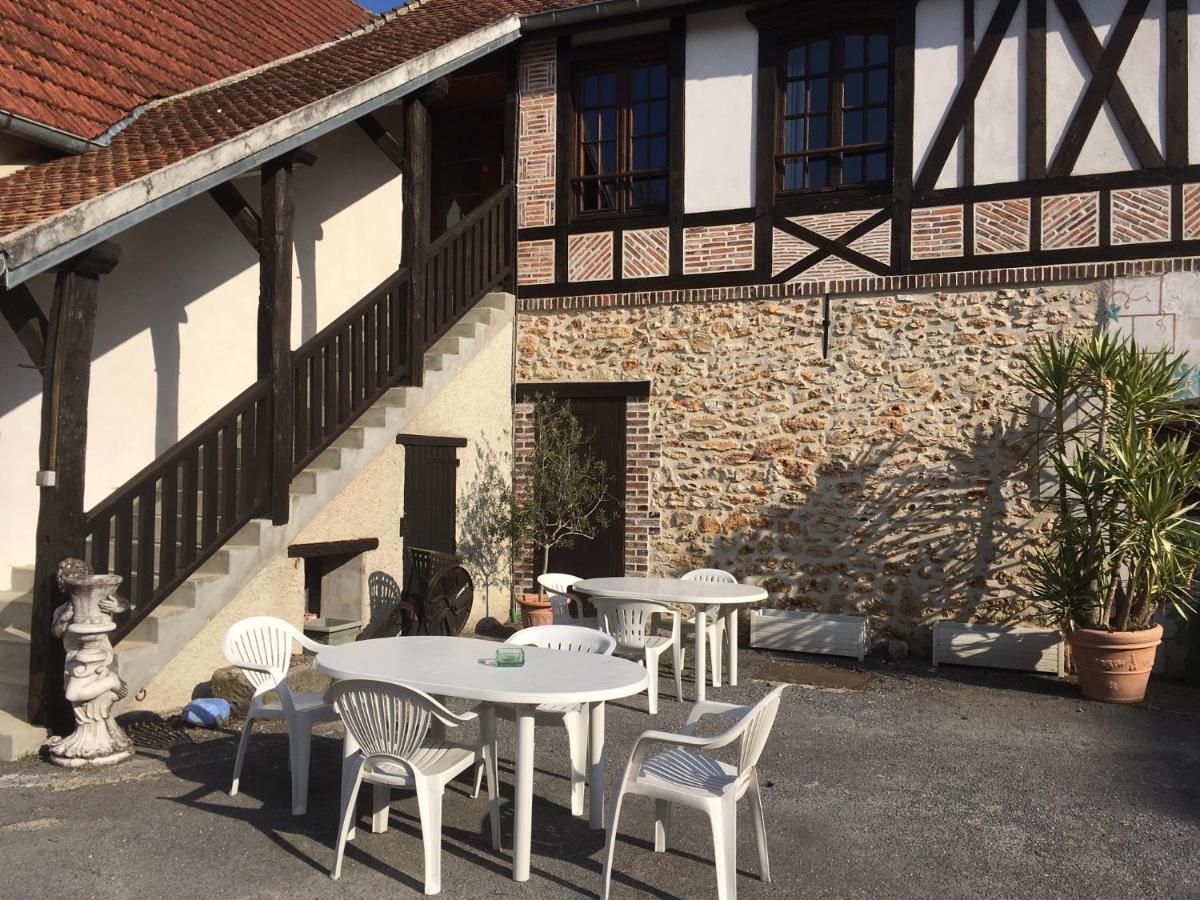 לינה וארוחת בוקר Sézanne Le Domaine Du Cellier מראה חיצוני תמונה